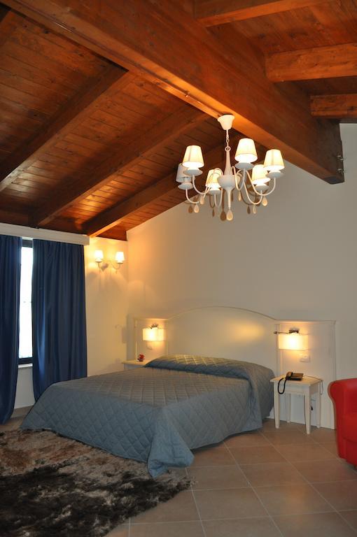 Hotel Centova بيرودجا الغرفة الصورة