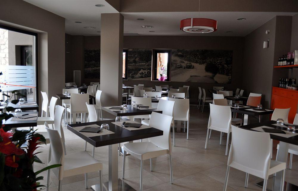Hotel Centova بيرودجا المظهر الخارجي الصورة